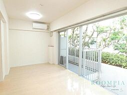 アーバンフラッツ目黒本町 213 2階2LDKのリビング/ダイニング