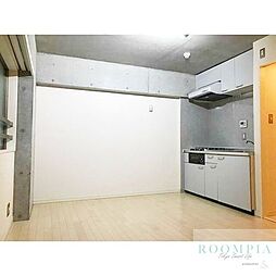 アーバイル目黒エピキュア 404 4階1DKのリビング/ダイニング