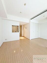 プラチナコート中目黒 102 1階1LDKのリビング/ダイニング