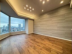 【内装】高層階のため、リビング窓からの眺望も良好です。