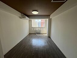 キャッスル17 705 7階1Kのリビング/ダイニング