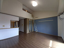 アシュランス 2階ワンルームのリビング/ダイニング