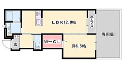 オーヴェスト・ドゥーエ 1階