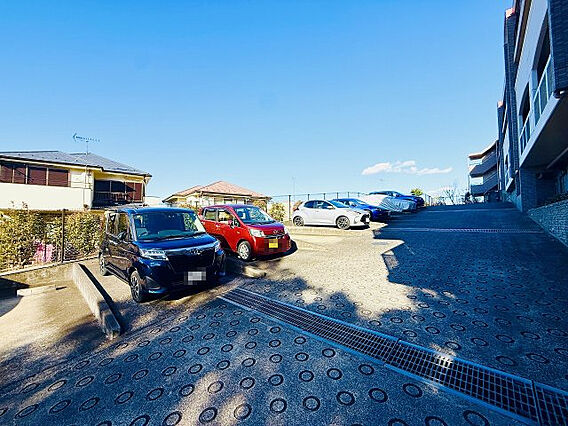 敷地内駐車場
