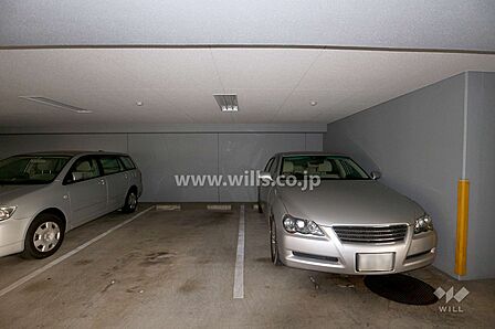 敷地内駐車場(屋内平面式)