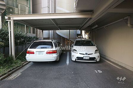 敷地内駐車場(屋外平面式)