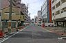 その他：敷地南側の前面道路（東側から）