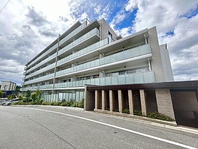 外観：大和ハウス工業旧分譲マンション！デザイン性溢れたお洒落な外観です♪