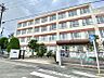 周辺：表山小学校　約1000ｍ　徒歩約13分