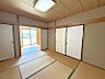 和室：〈3階和室〉あると嬉しい和室◎畳の温かみはフローリングにはない良さです♪