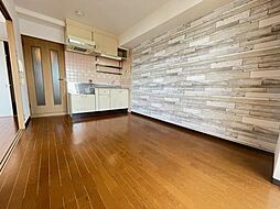 リベラルアージ 4階2DKのリビング/ダイニング