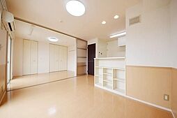 プラムヒルズ 202 2階2DKのリビング/ダイニング