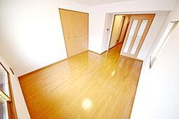 ラヴィエール 101 1階1Kのリビング/ダイニング