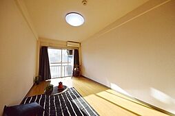 日進パレス 301 3階ワンルームのリビング/ダイニング