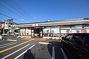 セブンイレブンさいたま堀の内3丁目店 387m