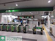 上尾駅 徒歩32分。 2510m