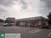 セブン-イレブン 上尾小泉店 徒歩13分。 1010m