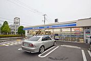 ローソンさいたま堀崎店 813m