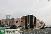 ジーユーアリオ鷲宮店 徒歩7分。 520m