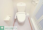 圧迫感のないトイレスペース