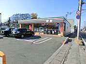 セブンイレブン 徒歩6分。 430m