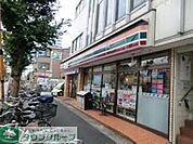 セブンイレブン船橋二和向台駅前店 573m