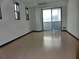 ブライトヒルズ幕張 106 1階1Kのリビング/ダイニング