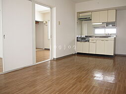 ビッグバーンズマンション八軒III 402 4階2DKのリビング/ダイニング