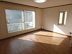 オークヒルズ89 101 1階2LDKのリビング/ダイニング