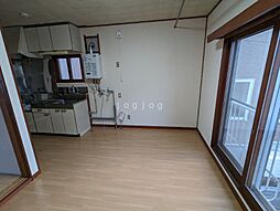 コーポ・シャロン 203 2階1DKのリビング/ダイニング