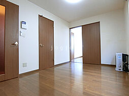 メゾンド・ショウ 303 2階1LDKのリビング/ダイニング