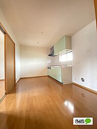 プチシャトー I 2階2DKのリビング/ダイニング