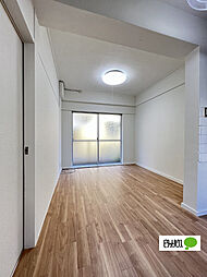 JR紀勢本線 紀三井寺駅 3.6kmの賃貸マンション 1階2DKのリビング/ダイニング