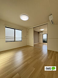 ヒカルサ和歌山本町 301 3階1LDKのリビング/ダイニング