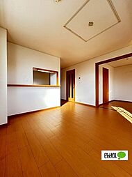 フォレスタ・高松　II 201 2階2LDKのリビング/ダイニング