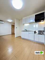 ケーズコート　III 201 2階1LDKのリビング/ダイニング