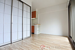 アーバンフラッツ西中島 7階1LDKのリビング/ダイニング