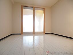 Ｇramercy Juso-higashi 3rd 7階1DKのリビング/ダイニング