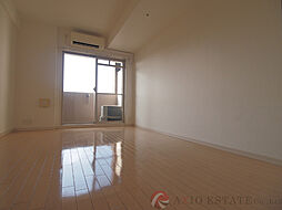 アドバンス新大阪V 14階1Kのリビング/ダイニング