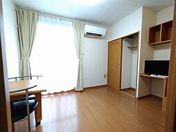 レオパレスコンフォート成城 101 1階1Kのリビング/ダイニング