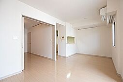 クラッサ成城 303 3階1LDKのリビング/ダイニング