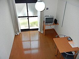 レオパレスレコルト 102 1階1Kのリビング/ダイニング