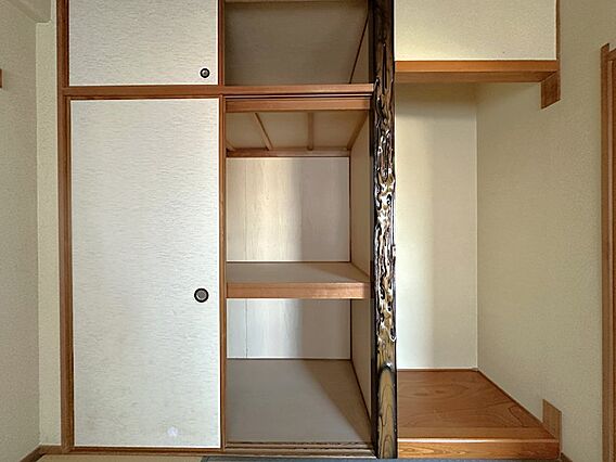 押入れ・床の間...