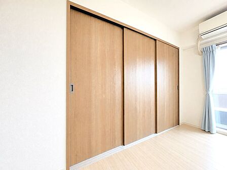 ウォークインクロゼット◎※AIにてお荷物を削除しております。現況優先とします。