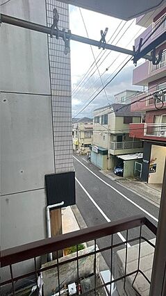 南西側サッシか...