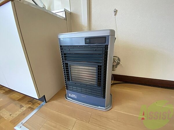 画像14:灯油暖房です。札幌の寒い冬もこれで大丈夫！