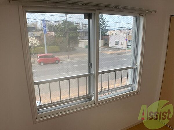 画像25:窓が大きいので風の通りが良さそうですね！！