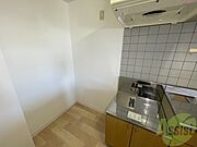 こちらに冷蔵庫を置けます。調理時の動線もばっちり効率的。