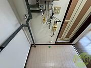 もちろん洗濯機置場は室内にあるので、いつでも洗濯できますよ～