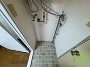 もちろん洗濯機置場は室内にあるので、いつでも洗濯できますよ～